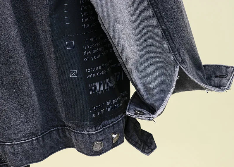 TRENDY NEWS PATCH VINTAGE DENIM JACKET