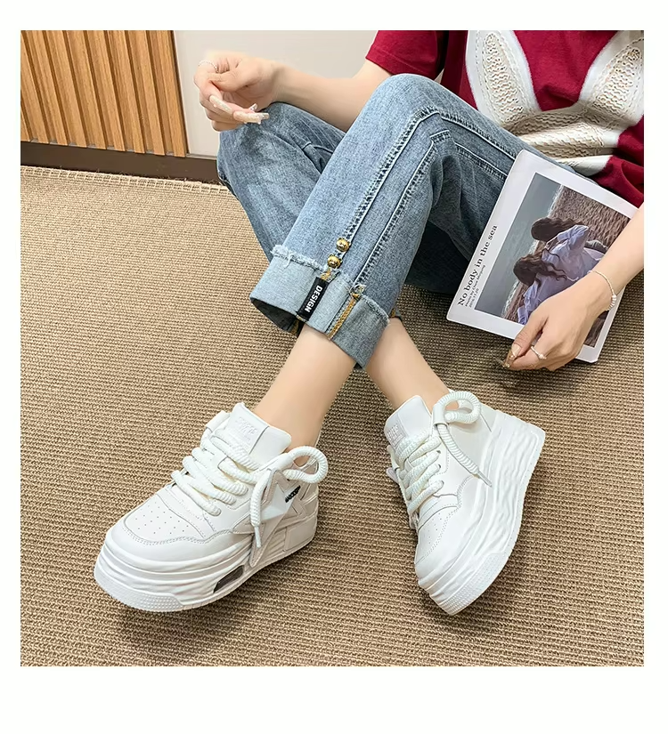 FLASHY STAR PLATFORM SNEAKERS