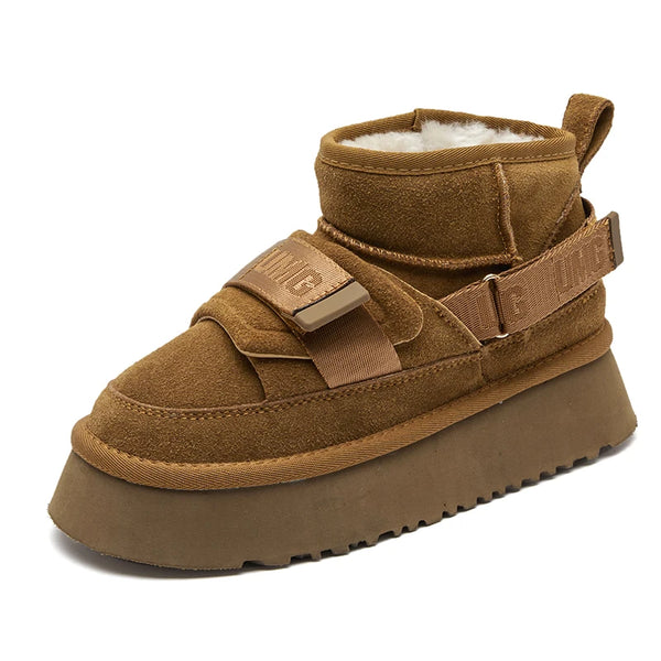 UMG FLUFFY BOOTS