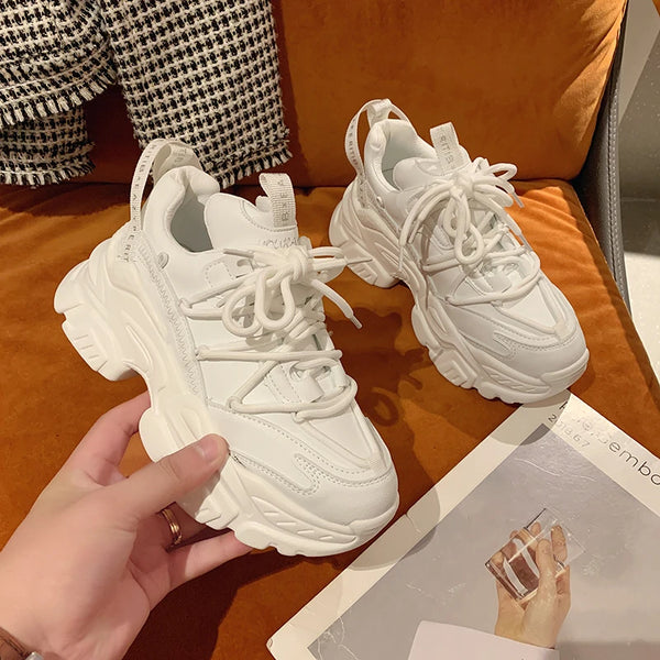 STAR DESIGN PLATFORM SNEAKERS