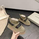 UMG FLUFFY BOOTS
