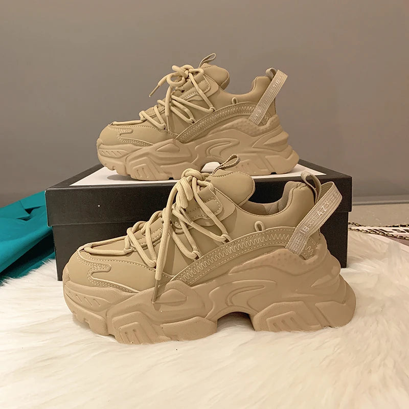STAR DESIGN PLATFORM SNEAKERS