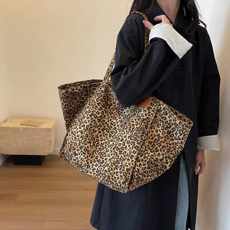 OPULA LEOPARD SHOULDER BAG