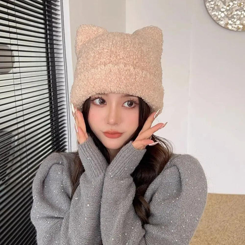 OPULA CUTE KITTY BEANIE